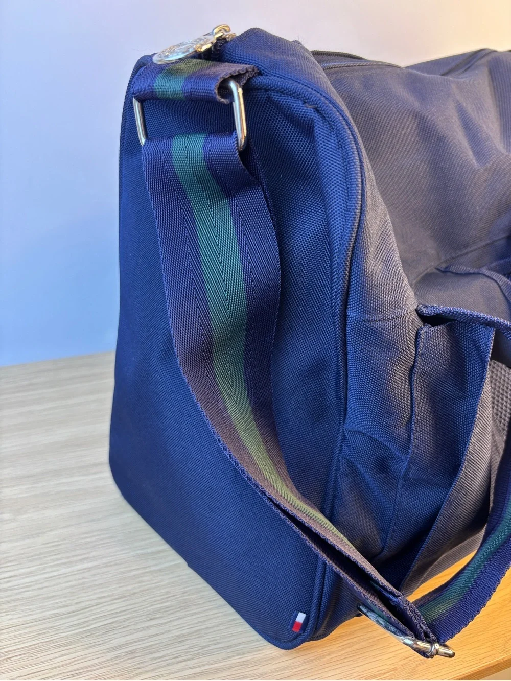 vintage Tommy Hilfiger Classics Navy Travel Duffle / Messenger Bag Like New!!